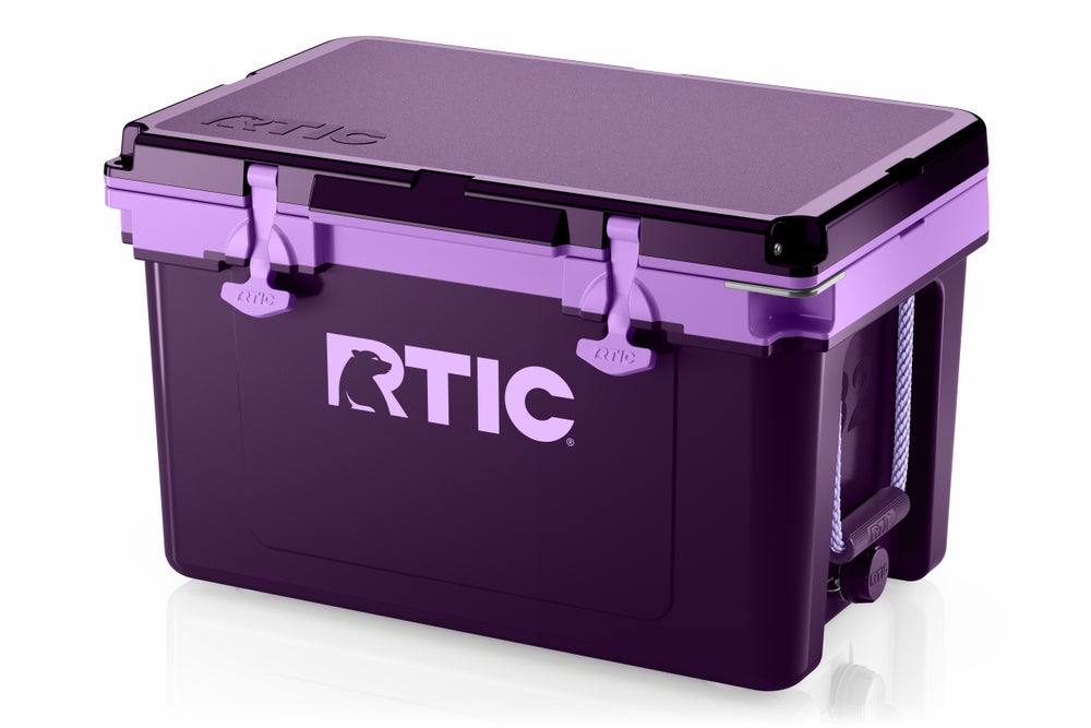 32 QT Ultra-Light Cooler, Plum/Lavender