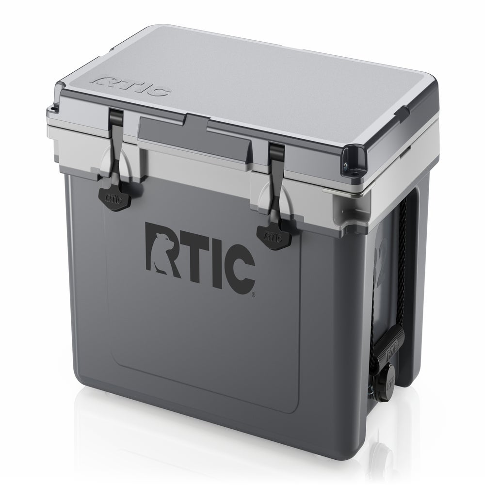 32 QT Ultra-Light Cooler: Lightweight Strong RTIC