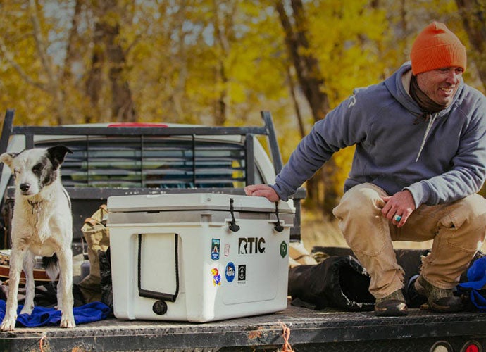 52 Ultra-Light Cooler: 30% Lighter Hard Sided Coolers | RTIC